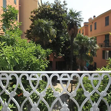 Al Villino Bruzza Bed & Breakfast Genova